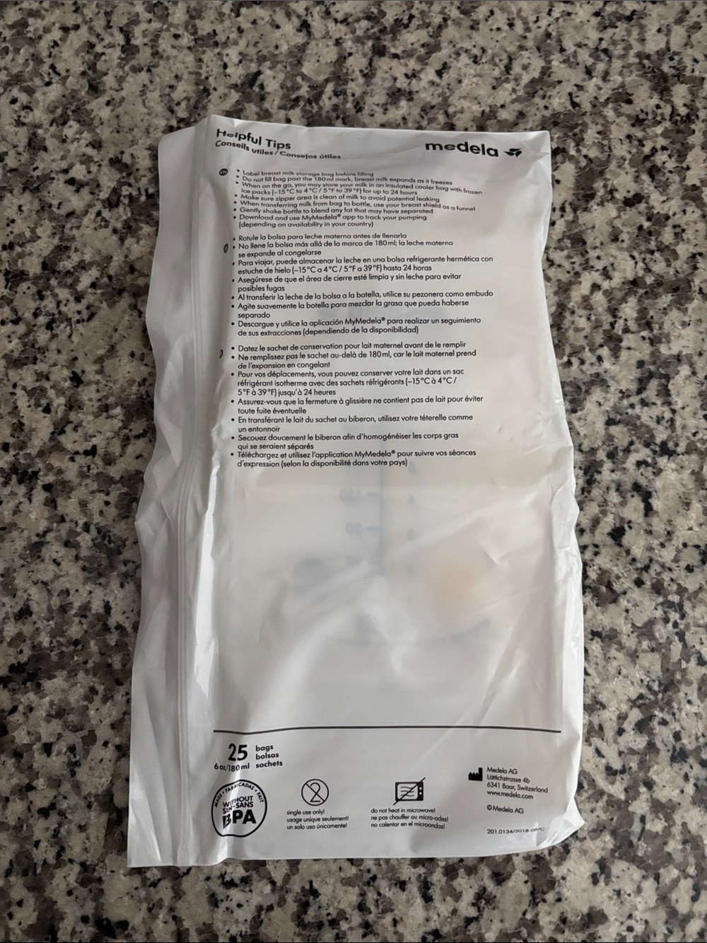 Medela White Breast Milk Storage Bags - Pack of 25 (4packs) unopened
